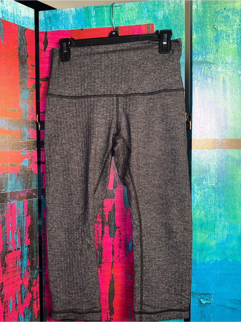 lululemon athletica Girls' Heather Gray Capri Leggings